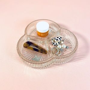 !SALE! Vintage Clover Crystal Trinket Dish